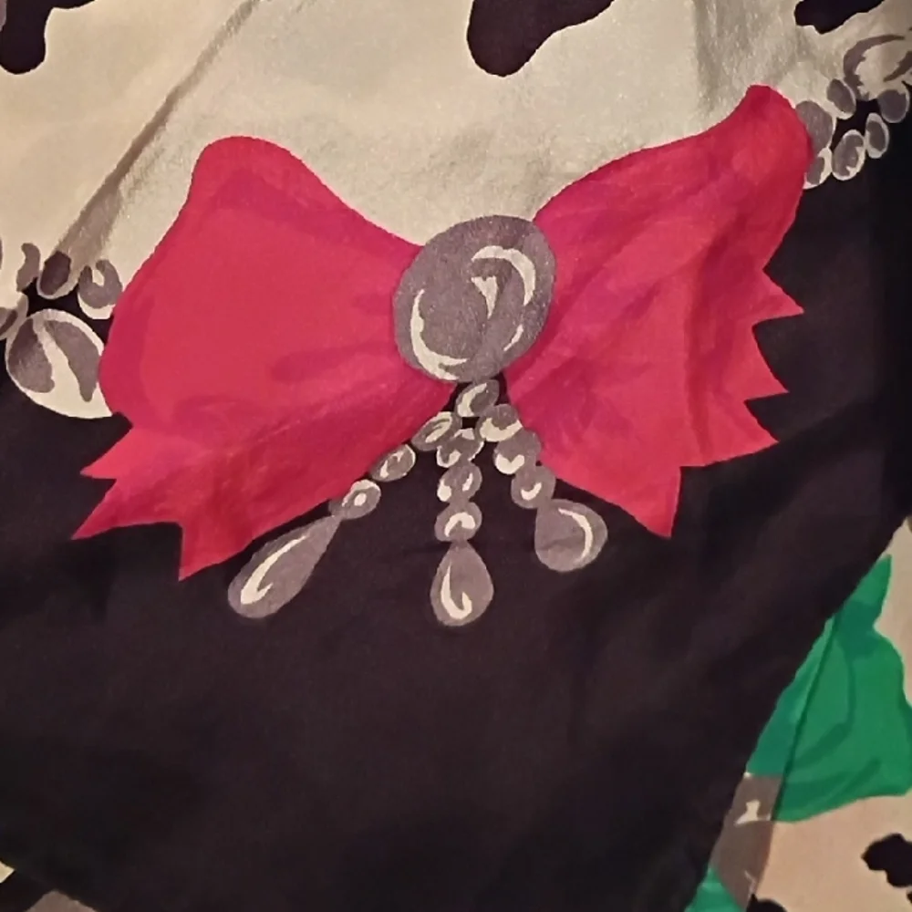 ❤️CHRISTIAN DIOR Bows and Leopard Print Silk Scarf